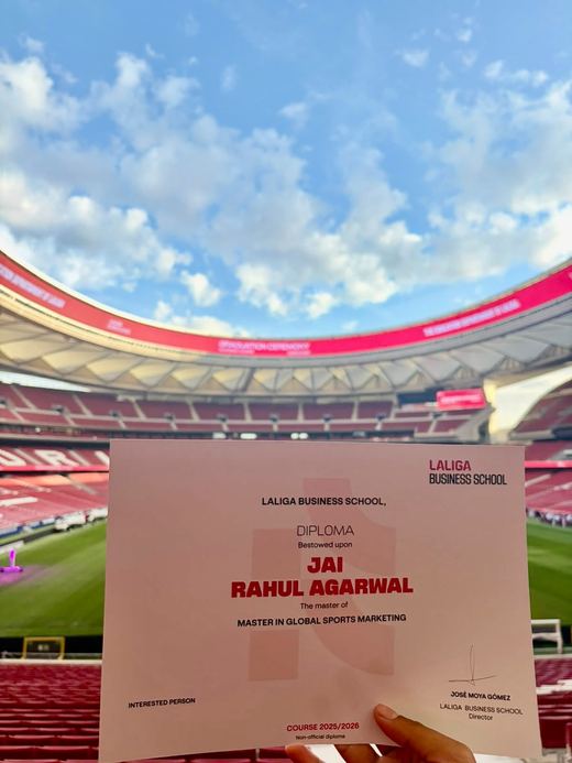 जय अग्रवाल का LaLiga Business School डिप्लोमा, Master in Global Sports Marketing, समारोह के दौरान